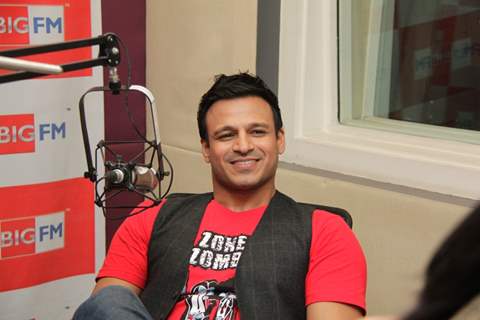 Vivek Oberoi at 92.7 BIG FM promoting film Kismat Love Paisa Dilli