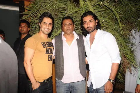 200 episodes completion of show Afsar Bitiya