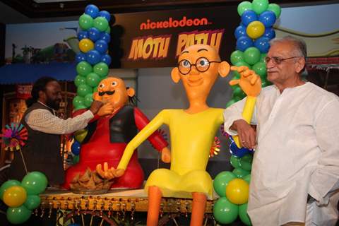 Gulzar and Ketan Mehta at the launch of the new Nickelodeon show ‘Motu Patlu’, at Hotel Taj Lands End, in Mumbai