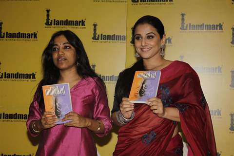 Bollywood actress Vidya Balan launches novel 'Unhooked' by Munmun Ghosh at Landmark Store in Infiniti Mall in Andheri, Mumbai.