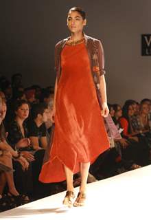 Designer Kiran Uttam Ghosh Wills Lifestyle India fashion week 2013