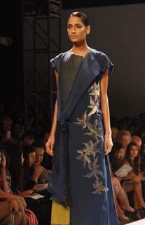 Designer Kiran Uttam Ghosh Wills Lifestyle India fashion week 2013