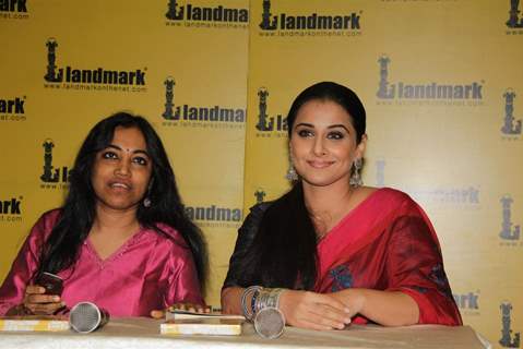 Vidya Balan at the launch of book Unhooked by author Munmun Ghosh