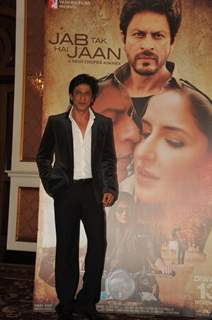 Shah Rukh Khan in video conferencing with Katrina Kaif launches song of film Jab Tak Hai Jaan