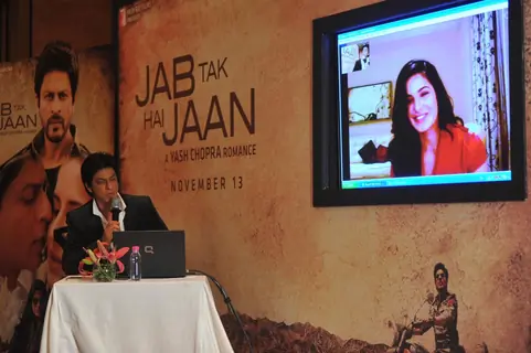 Shah Rukh Khan in video conferencing with Katrina Kaif launches song of film Jab Tak Hai Jaan