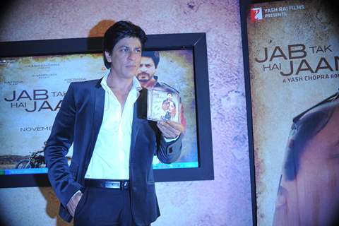 Shah Rukh Khan in video conferencing with Katrina Kaif launches song of film Jab Tak Hai Jaan