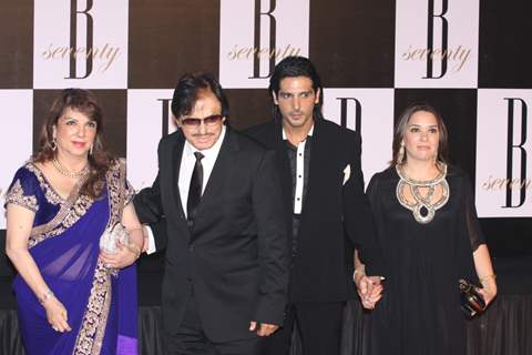 Zarine Khan, Sanjay Khan, Zayed Khan, Malaika Parekh at Amitabh Bachchan's 70th Birthday Party