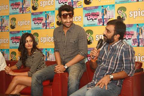 Jackky Bhagnani, Nidhi Subbaiah and Sanjay Gadhvi at the press conference for film ''Ajab Gazabb Love'',at Spice Mall,in Noida (Photo:IANS/Amlan)