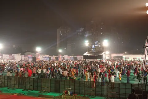 1151 Diya’s at “O” Mega Dandiya 2012 opened with Flying Colors