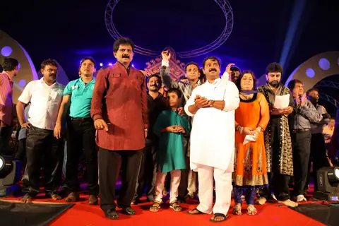 1151 Diya’s at “O” Mega Dandiya 2012 opened with Flying Colors