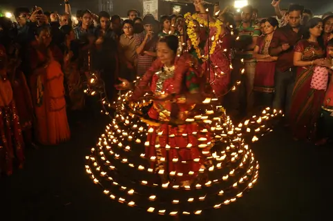 1151 Diya’s at “O” Mega Dandiya 2012 opened with Flying Colors