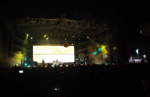 Enrique's live concert at Gurgaon. (Photo: IANS/Amlan Paliwal)