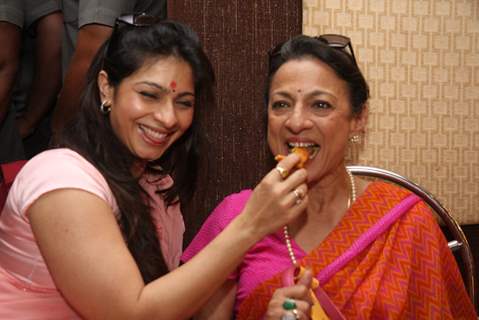 Tanisha and Tanuja at North Bombay Sarbojanin Durga Puja 2012 in Juhu, Mumbai.