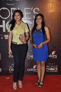 Drashti Dhami and Pallavi Purohit at Peoples Choice Awards 2012