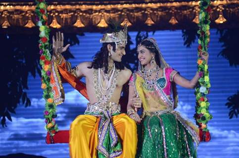 Viren and Jeevika playing Radha and Krishna at the legend of Diwali with Star Parivaar