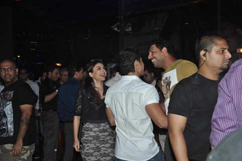 Yuvraj Singh at video launch of HUNGAMA HO GAYA by Sophie Choudry at Escobar in Bandra, Mumbai (Photo : IANS)