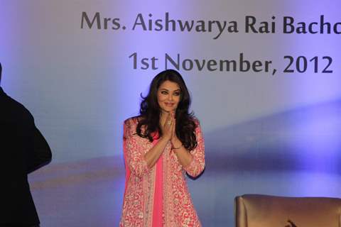 Aishwarya Rai Bachchan to be honoured with French civilian award on her Birthday