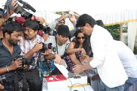 Shah Rukh Khan celebrates his 47th. Birthday with media