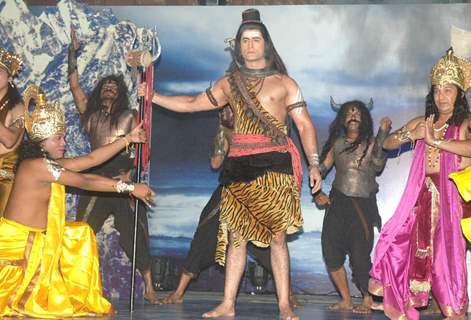 Mohit Raina acted Mahadev in TV show Devon ke Dev Mahadev