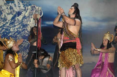 Mohit Raina acted Mahadev in TV show Devon ke Dev Mahadev