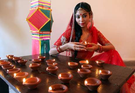 Anangsha Biswas special photo shoot of Diwali celebrations with fire crackers in Mumbai