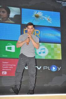 Aamir Khan promotes film Talaash with Microsoft Windows 8