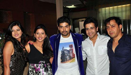 Kratika, Gurmeet, Samragyi, Rakesh and Dishank