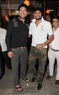 Yuvraj Singh and Harbhajan Singh at Son of Sardar Special Screening at Ketnav