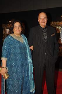 Prem Chopra with wife Uma Chopra at Red Carpet for premier of film Jab Tak Hai Jaan