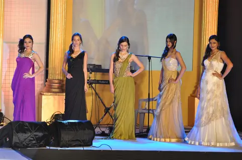 Gitanjali fashion show at Mahalaxmi Race Course in Mumbai