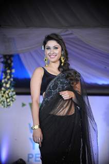 Manjari Fadnis Walks For ‘Global Peace Initiative’