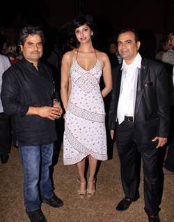 Yogesh Lakhani met Bollywood actors,producers and directors at IFFI at Goa