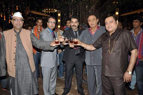 Pramod, Anant, Ashutosh, Ranjeet and Manoj at First item song shoot of film Soda