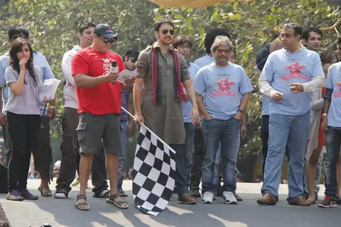 Imran Khan flags off the India’s first RedBull Soapbox Race 2012 in Mumbai