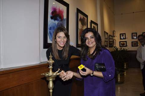 Raageshwari at Shefali Shah's art exhibition.