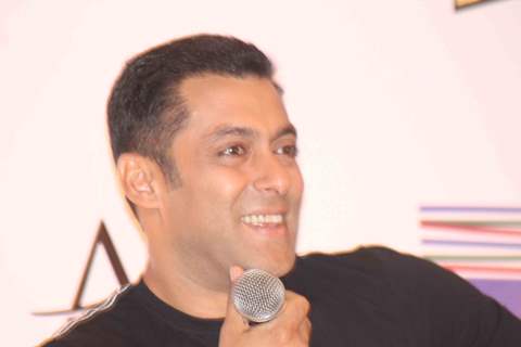 Bollywood actor Salman Khan campaigning charity and Promotion of Dabangg 2 in Hyderabad.