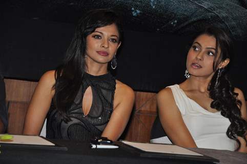 Bollywood actresses Pooja Kumar and Andrea Jeremiah at the film Vishwaroop press meet at Hotel JW Marriott in Juhu, Mumbai.