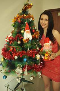 Claudia Ciesla pose during the special photo shoot celebrating Christmas with ‘Christmas tree’