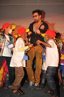 Ranbir Kapoor performed for Cancer affected Children’s on Christmas Eve