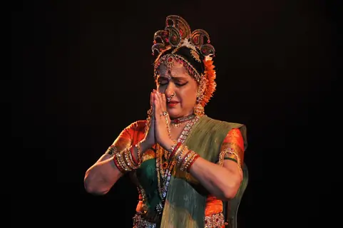 Hema Malini performs during a tribute to her mother Jaya Chakravarthy