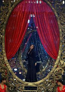 Kareena Kapoor at New Year Bash at Aamby Valley City, 'Glitterati 2013'