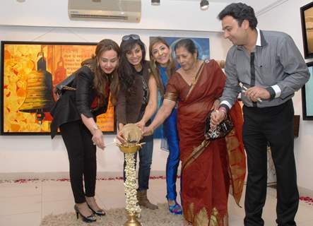 Sunita Wadhawan inaugurated painting exhibition