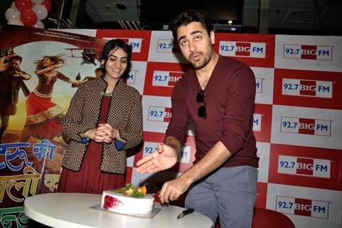 Imraan Khan promotes Matru Ki Bijlee Ka Mandola at 92.7 BIG FM