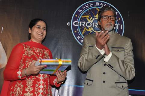 KBC 1st Winner Summeet Kaur