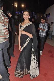 Celebs at Police Show Umang 2013