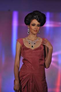 Jewelry Show Style Statement 2013