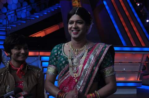 Nach Baliye 5 on Set Promotion Film Matru ki Bijlee ka Mandola