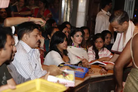 Ekta Kapoor and Sunny Leone at the Siddhivinayak temple