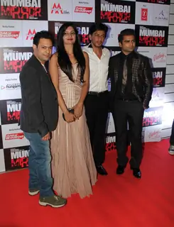 Bollywood actors Shah Rukh Khan, Sachin Joshi and Vimla Raman at film Mumbai Mirror premiere in PVR Cinemas, Juhu, Mumbai.