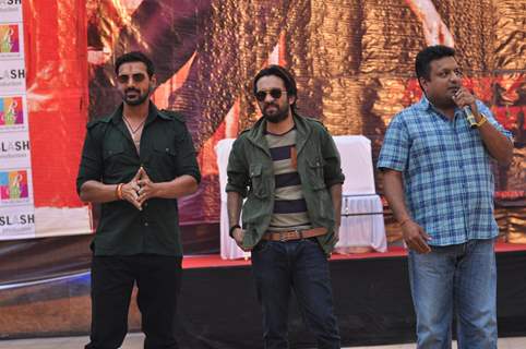 Live Shootout With The Cast of Film Shootout at Wadala